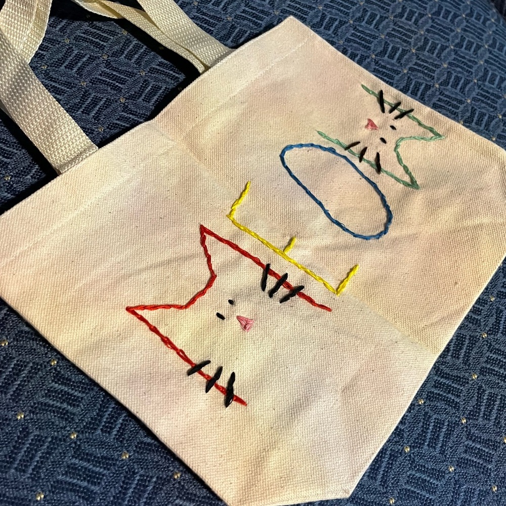 HAND-EMBROIDERED MEOW Cat Tote – 1 of 4 Designs. - Picture 8 of 8